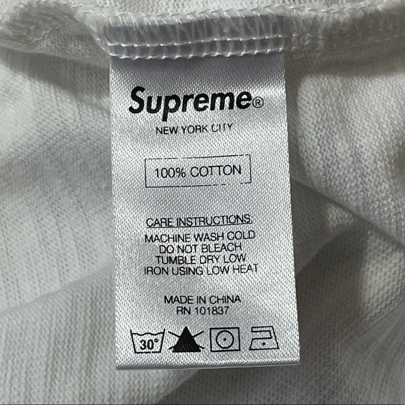 SOLD - Supreme Shirt - Picture 4 of 4